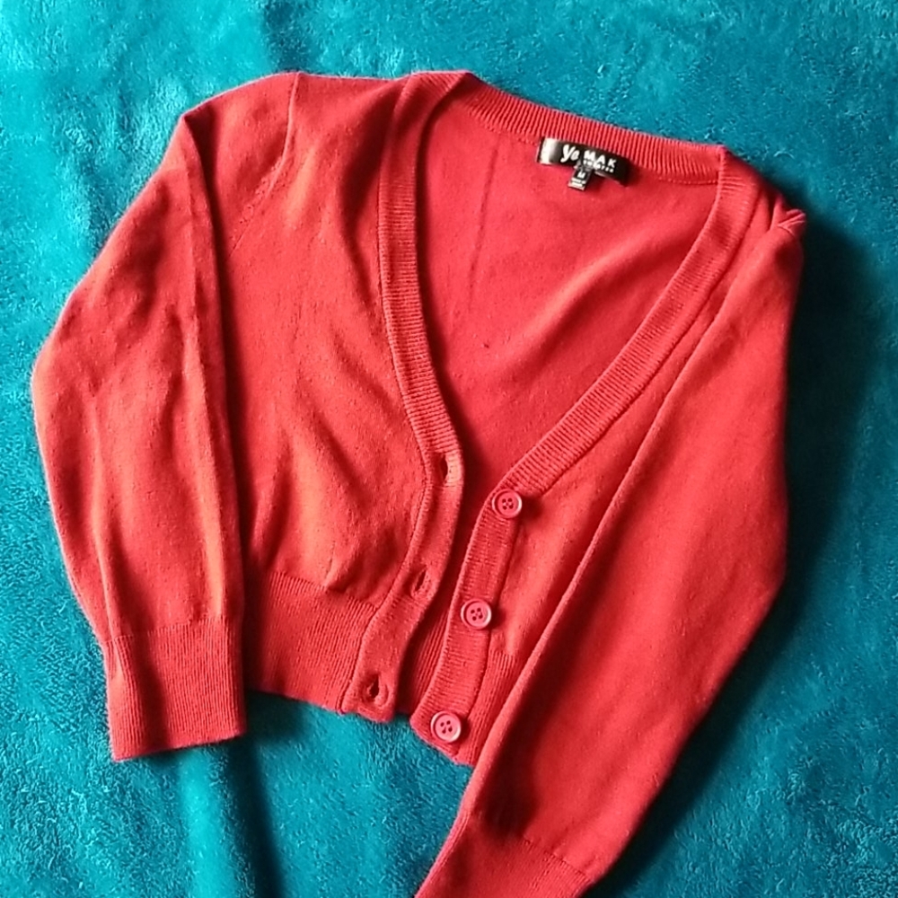 Pin Up Style Cropped Cardigan
